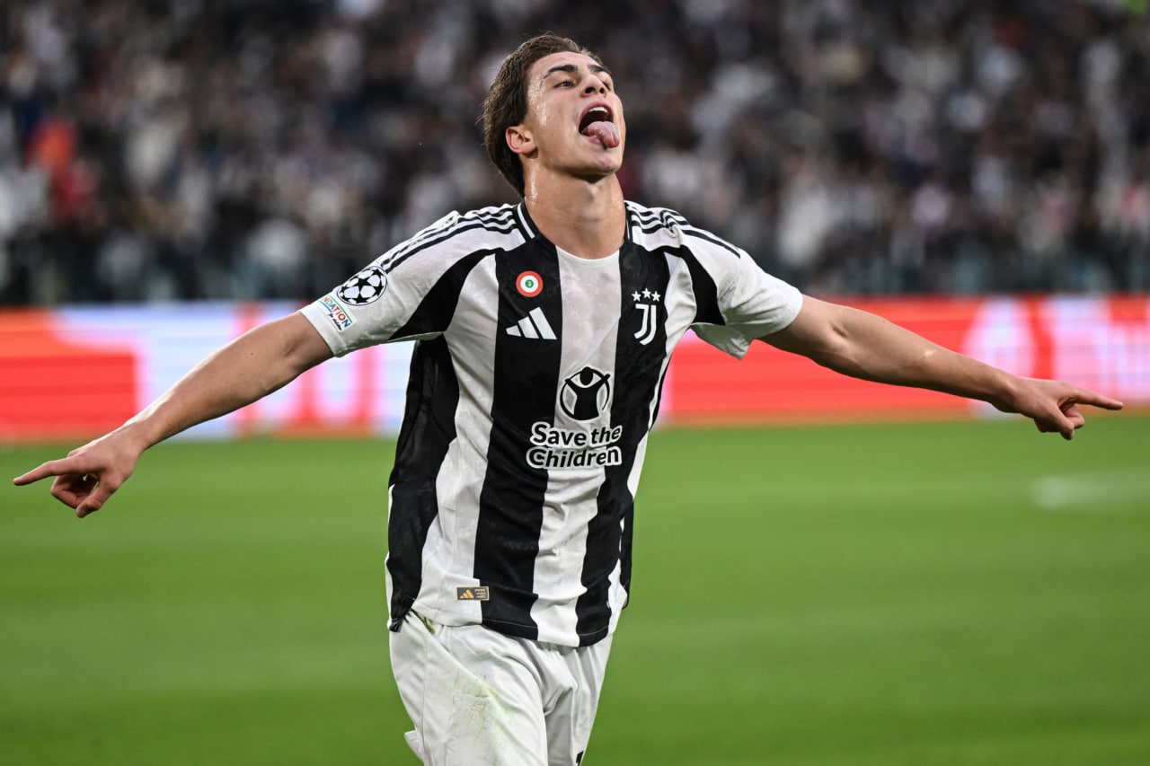 کنان ییلدیز وینگر ترکیه‌ای در زمین - یوونتوس