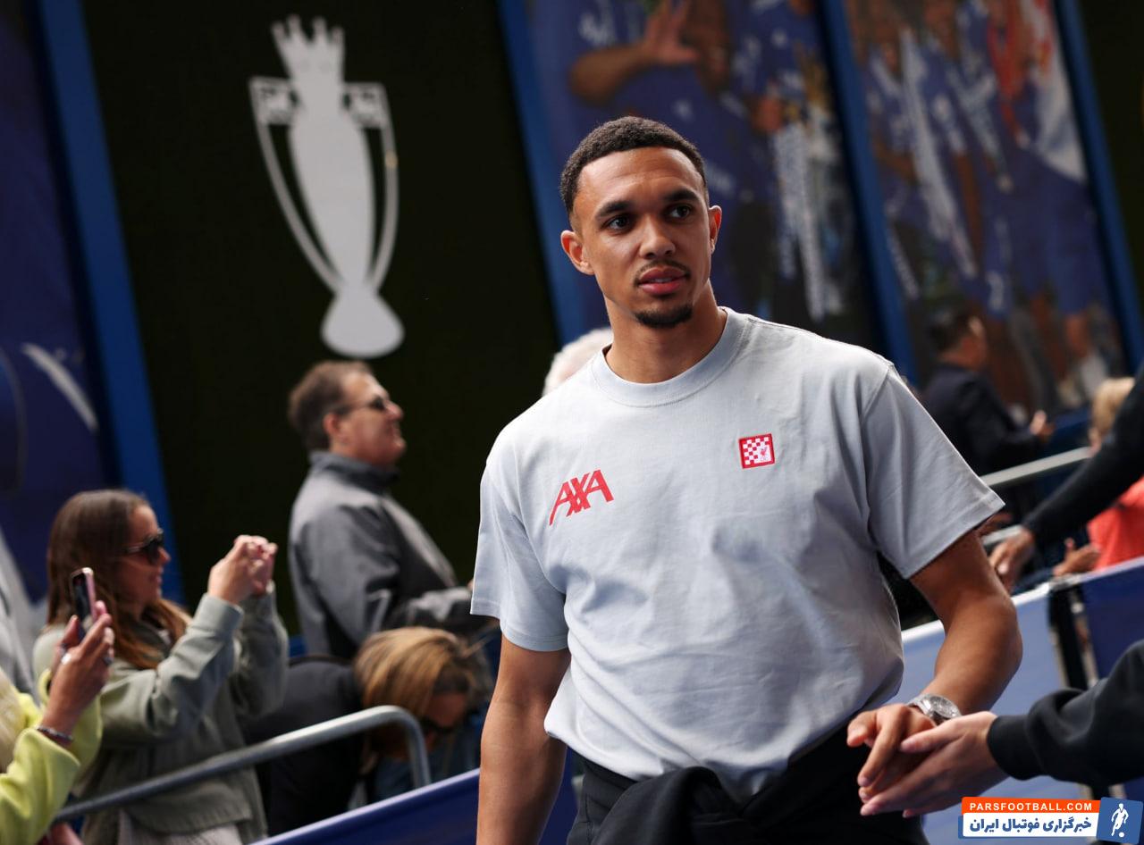 جشن خداحافظی آرنولد از لیورپول با حضور صلاح و فن دایک