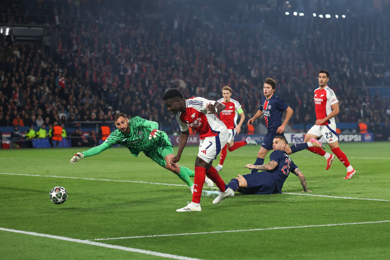 گل ساکا به دوناروما