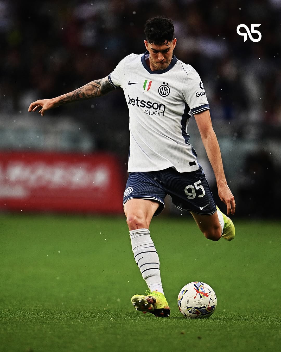 الساندرو باستونی