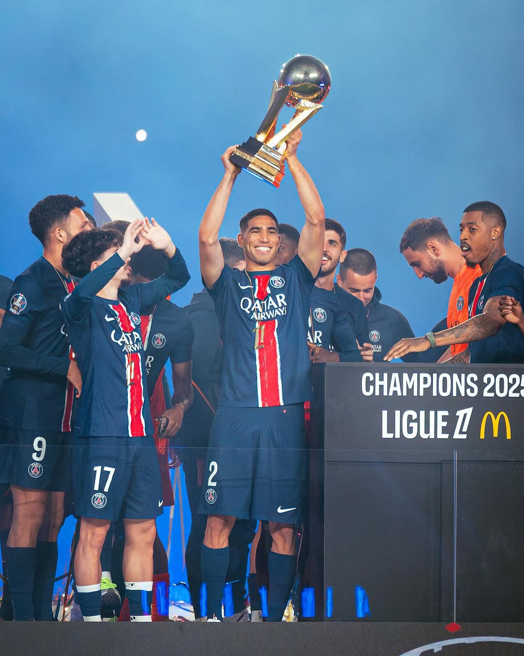 photo_2025-05-19_02-13-28 اشرف حکیمی