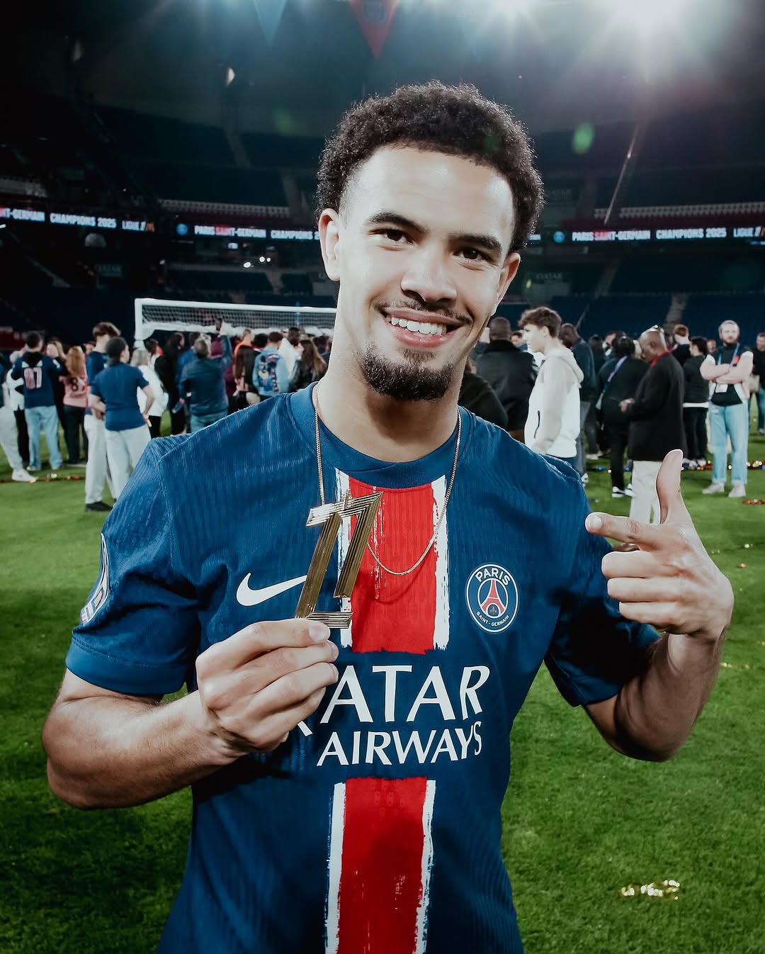 photo_2025-05-19_02-13-33 وارن زائر امری