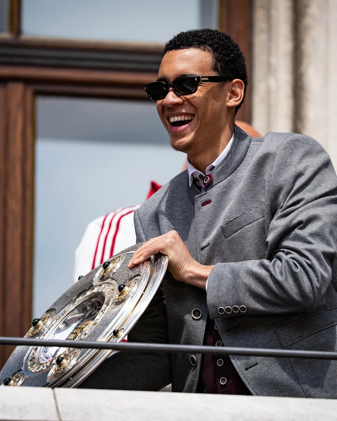 photo_2025-05-19_02-14-03 جمال موسیالا