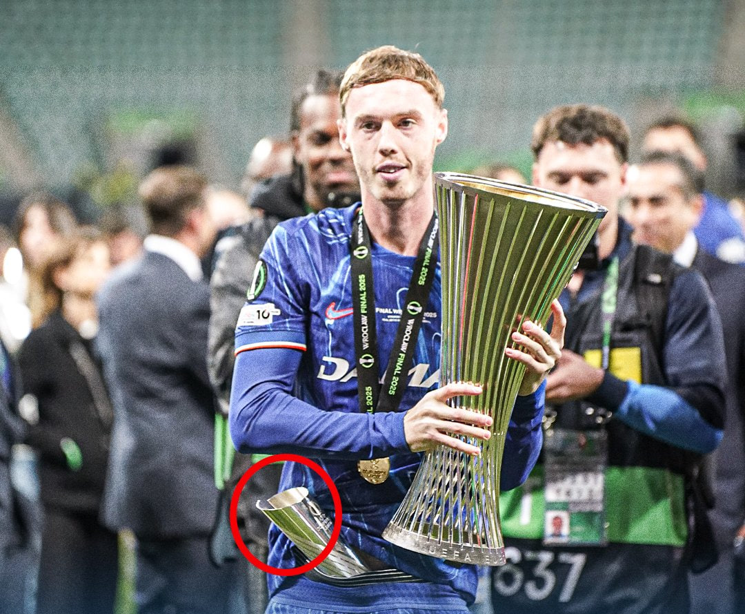 photo_2025-05-29_12-30-04 کول پالمر با جایزه بهترین بازیکن زمین در فینال لیگ کنفرانس اروپا