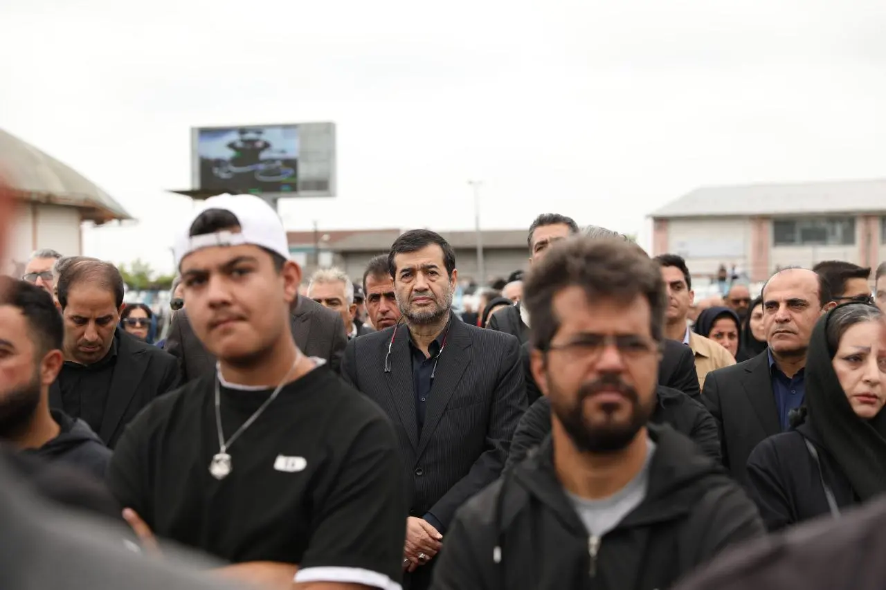 حضور دنیامالی و تاج در مراسم تشییع پیکر زنده‌یاد استاد بهمن صالح‌نیا (عکس)