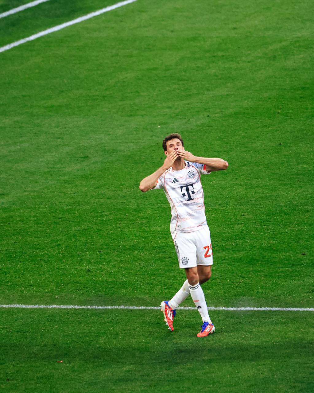 خداحافظی توماس مولر از بایرن مونیخ