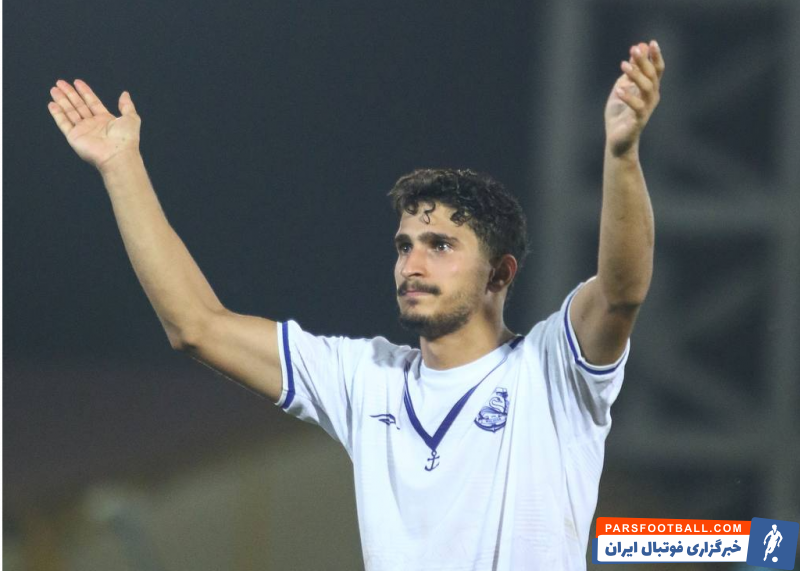 بازگشت سامان تورانیان بازیکن قرضی استقلال از ملوان به جمع آبی پوشان