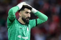 علیرضا بیرانوند با پیراهن مادران مقدسند در جشن قهرمانی تراکتور شرکت کرد