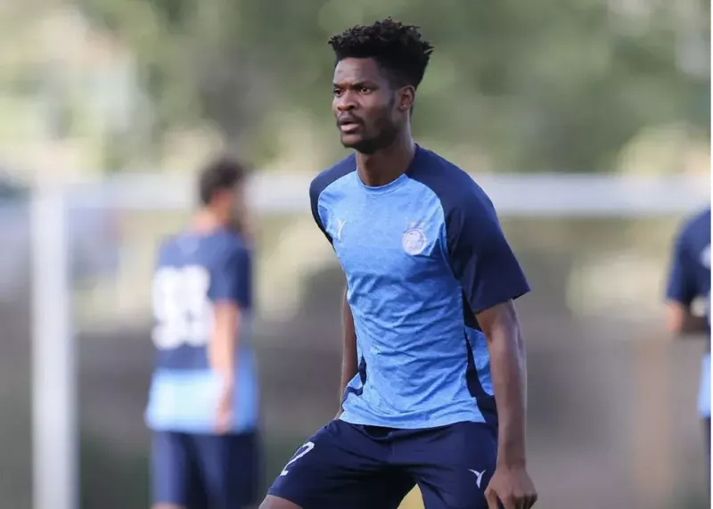 مهرداد محمدی و دیدیه اندونگ در آستانه جدایی از استقلال