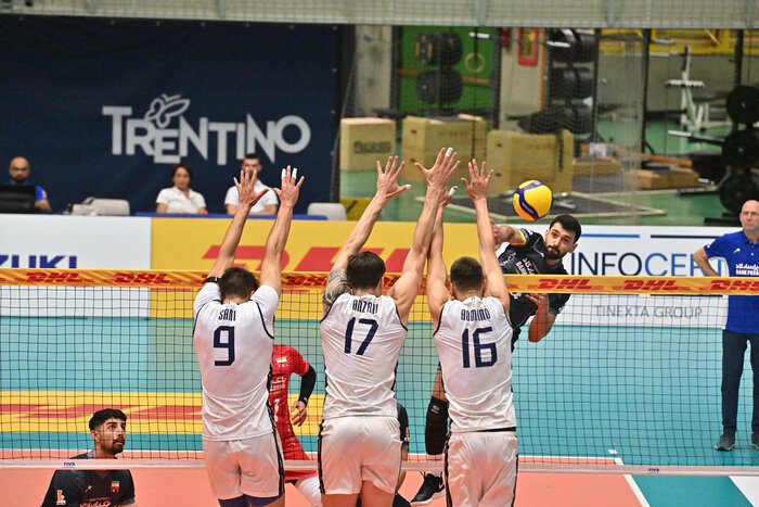 نقد بازی روی اعصاب تیم ملی فوتبال در روز مشخص شدن وضعیت حضور قایدی در پرسپولیس