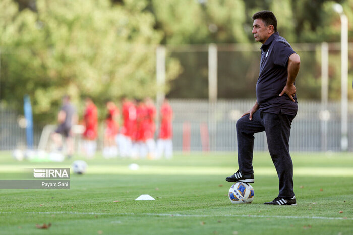 امضای قرارداد رسمی سیدورف با استقلال در روز دعوت قلعه‌نویی به گرفتن تصمیمات شجاعانه