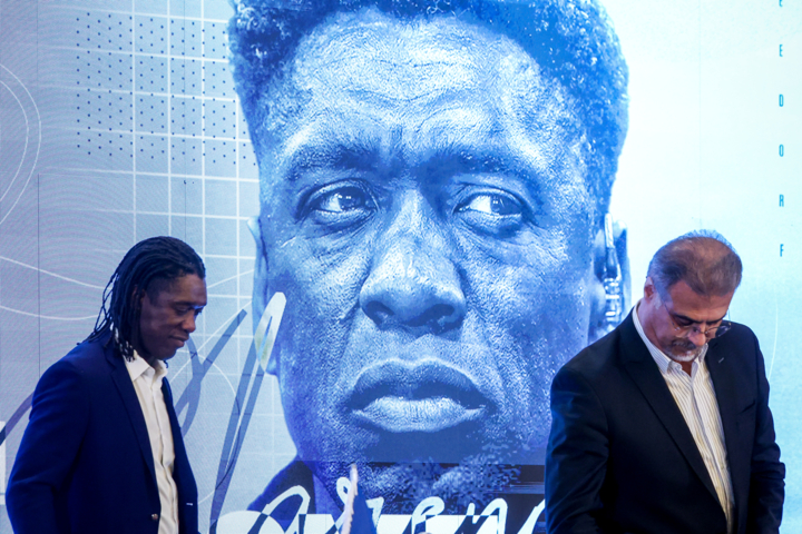 چینی: دلال‌ها قیمت بازیکنان را نجومی‌کرده‌اند/ سیدورف باید سرمربی درجه اول بیاورد