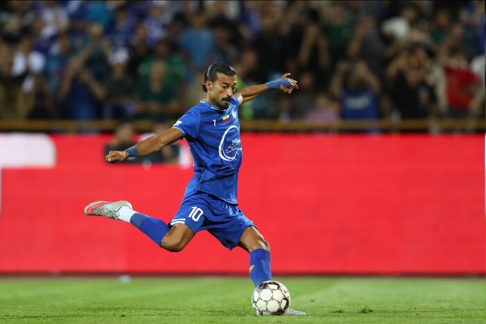 ورود استقلال به نقل‌وانتقالات؛ آقاسی و رزاقی‌نیا می‌آیند، سه ستاره تمدید می‌کنند