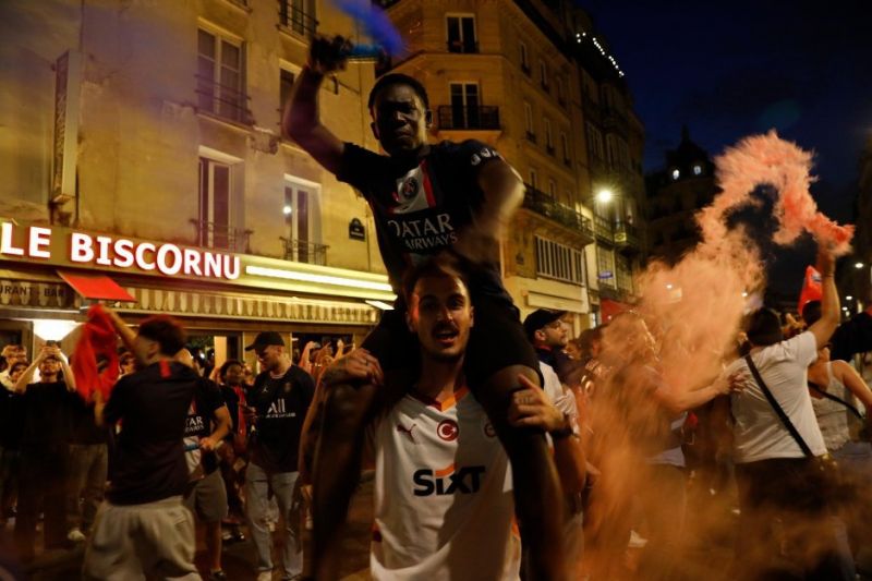 از فوتبال تا هولوگانیسم: وقتی شادی به خون کشیده می‌شود!