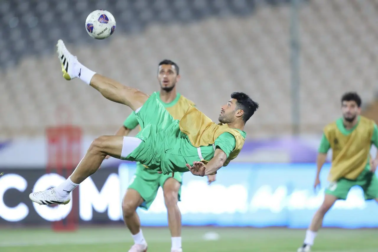 قیچی طارمی برای نمایش آمادگی مقابل کره‌شمالی