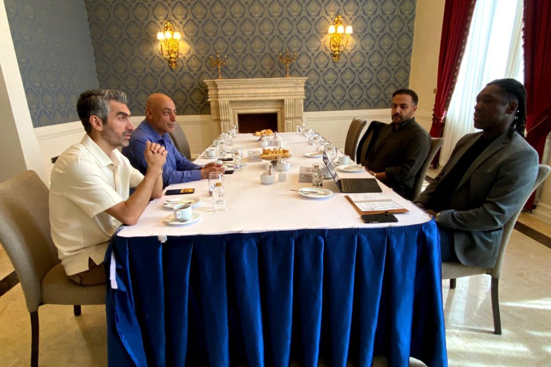 پروژه استقلال نوین و رویایی زیر سایه سنگین اختلافات/ جباری منتظر OK سیدورف!