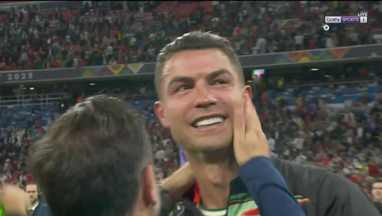 اشک‌های اسطوره:  رونالدو در ۴۰ سالگی با غرور اشک ریخت (عکس)