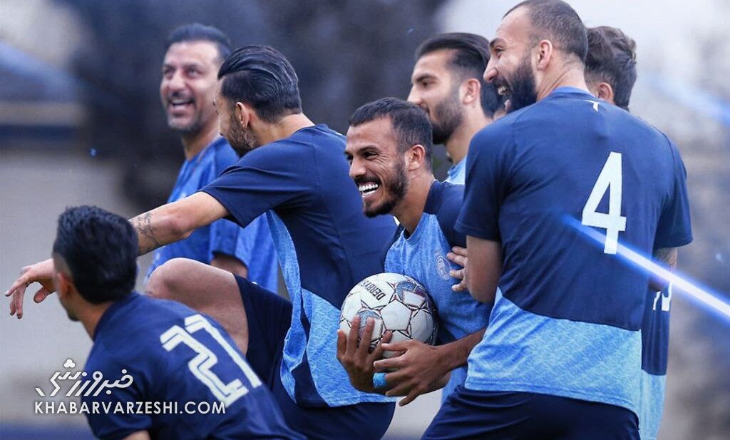 اگر آقای جویباری تحت فشار مالی است ۳۰۰میلیونش را برگردانم/ در استقلال از پول خودمان به ما پاداش دادند/ بی‌اطلاعی از نام ماشین‌های اهدایی دو روز سوژه تیم بود!