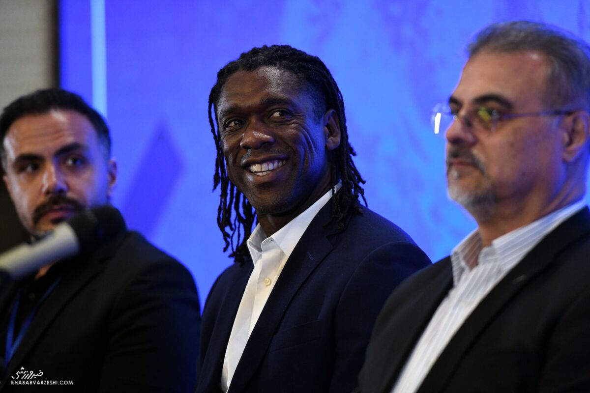 392400 تیر دشمنان استقلال به سنگ خورد؛ این جام نوشجانمان/ منتظریم ببینیم سیدورف چه گلی به سر استقلال میزند/ ملوانیها مسائل را کش ندهند که به ضررشان است!