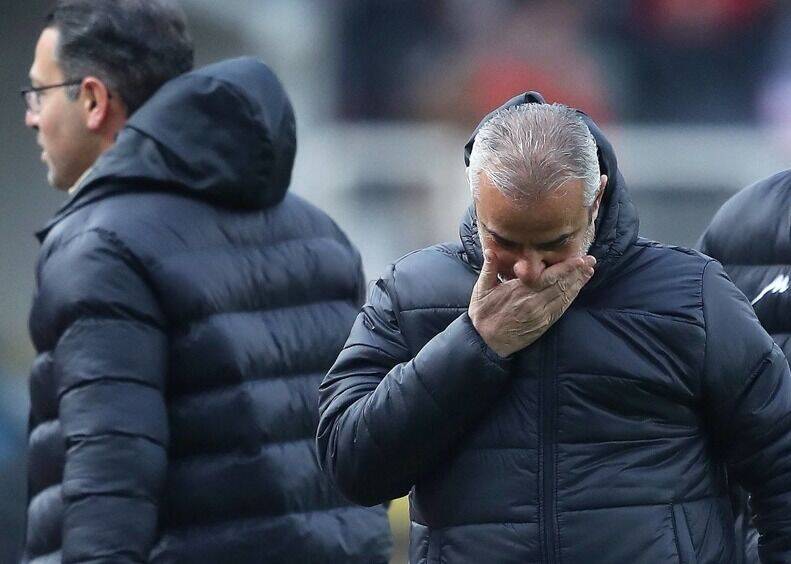 4406612 انتخاب کارتال از اول هم اشتباه بود/ بیمعرفتی این آقا بر همه اثبات شد/ لااقل به خاطر میلیونها هوادار کمی صبر می کردی!