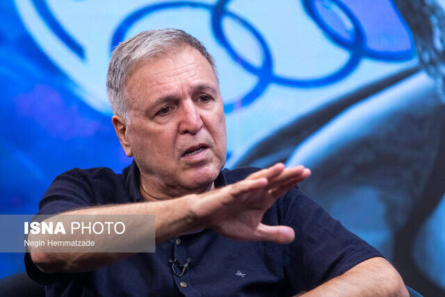 زرینچه: مثل برخی پیراهن ندادم که خانه و ماشین بخرم/ دختردار شده بودم، گفتند از استقلال برو!