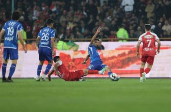 احمد دنیامالی وزیر ورزش و جوانان در راهپیمایی نماز جمعه حضور پیدا کرد