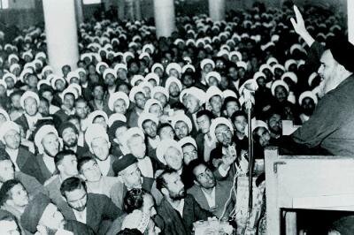 تعلیم و تربیت در اندیشه امام خمینی(ره)؛ «معلم» محور تحول تمدنی