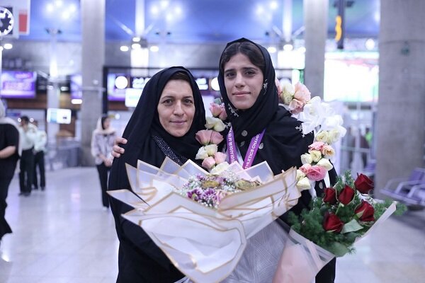 دختر تاریخ ساز دوومیدانی: طلای آسیایی حاصل تلاش یک تیم بود