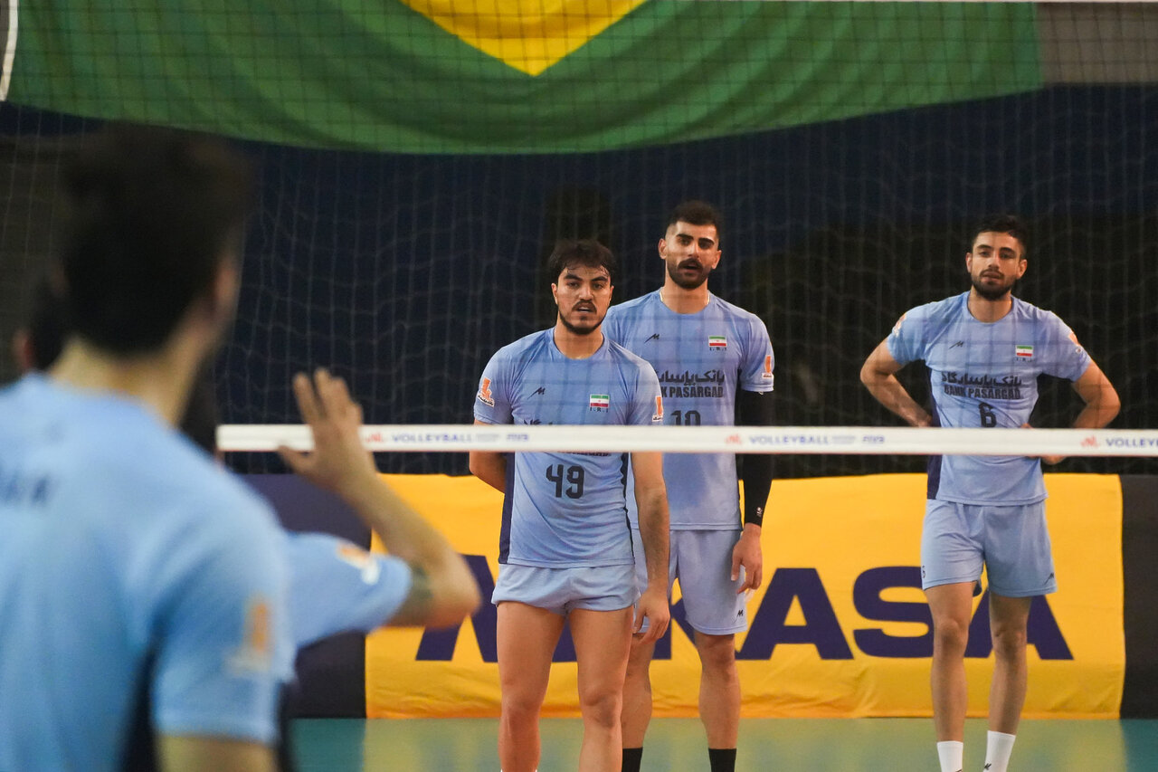 5543653-1 آرمات:مقابل برزیل دست و پا بستهای نیستیم/پیاتزا روند تیم را تغییر داد