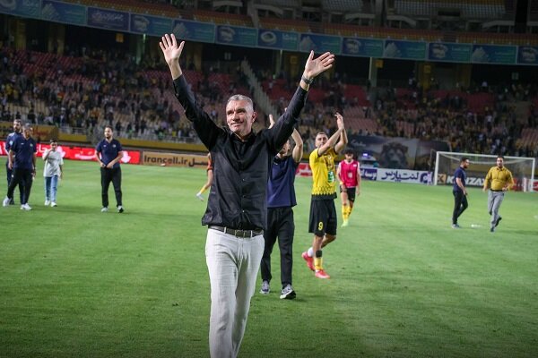 نگاهی به عملکرد سرمربی که کابوس پرسپولیس بود؛ سپاهان دوباره می بازد؟
