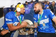 استقلال به دنبال تمدید قرارداد حسین حسینی و روزبه چشمی