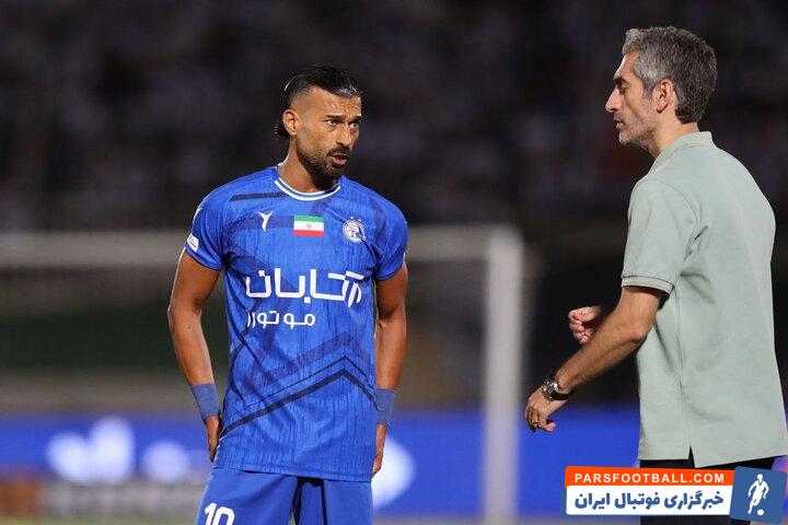 رامین رضاییان : استقلال به خبر کذب و درخواست خارج از عرف بنده واکنش نشان بده