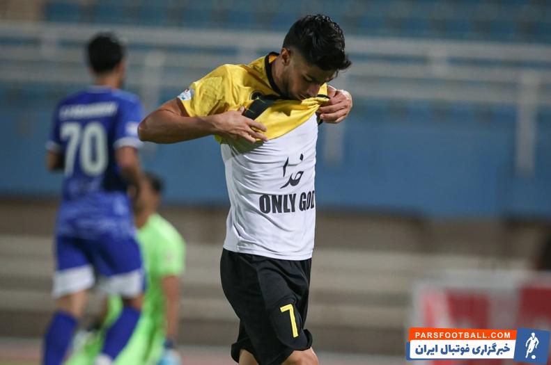 لیموچی با 9 گل بالاتر از همه بازیکنان سپاهان با وجود 13 بازی غیبت به دلیل مصدومیت