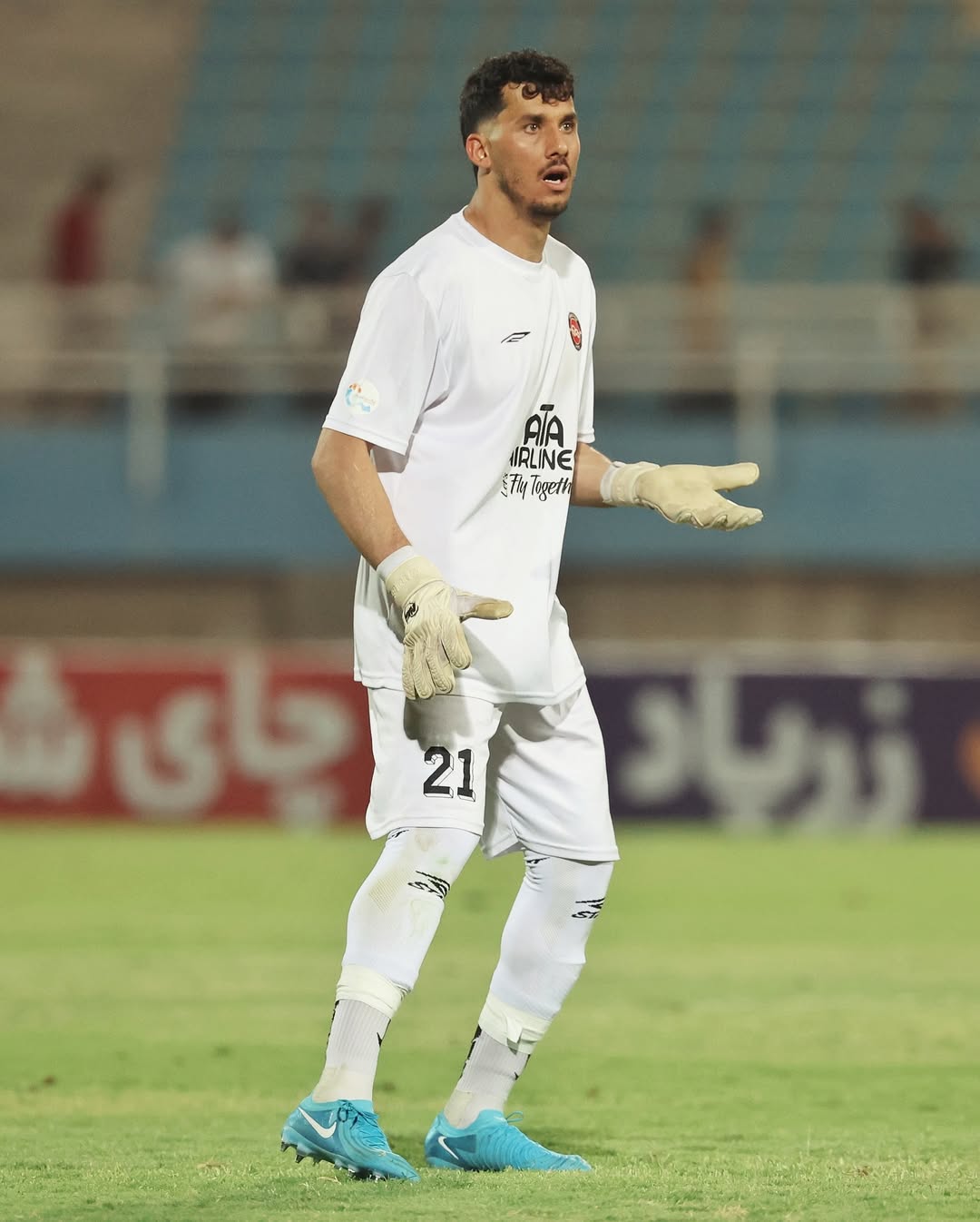 حسین پورحمیدی دروازه بان تراکتور و تیم ملی ایران - لیگ برتر ایران