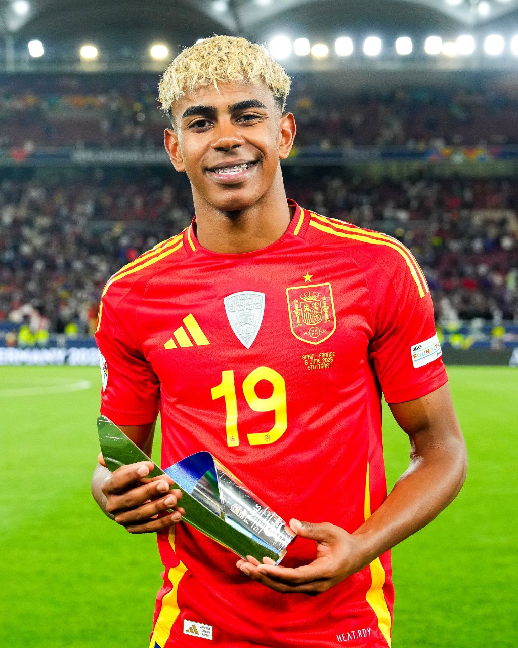 لامین یامال - بهترین بازیکن زمین دیدار اسپانیا - فرانسه در لیگ ملت‌های اروپا