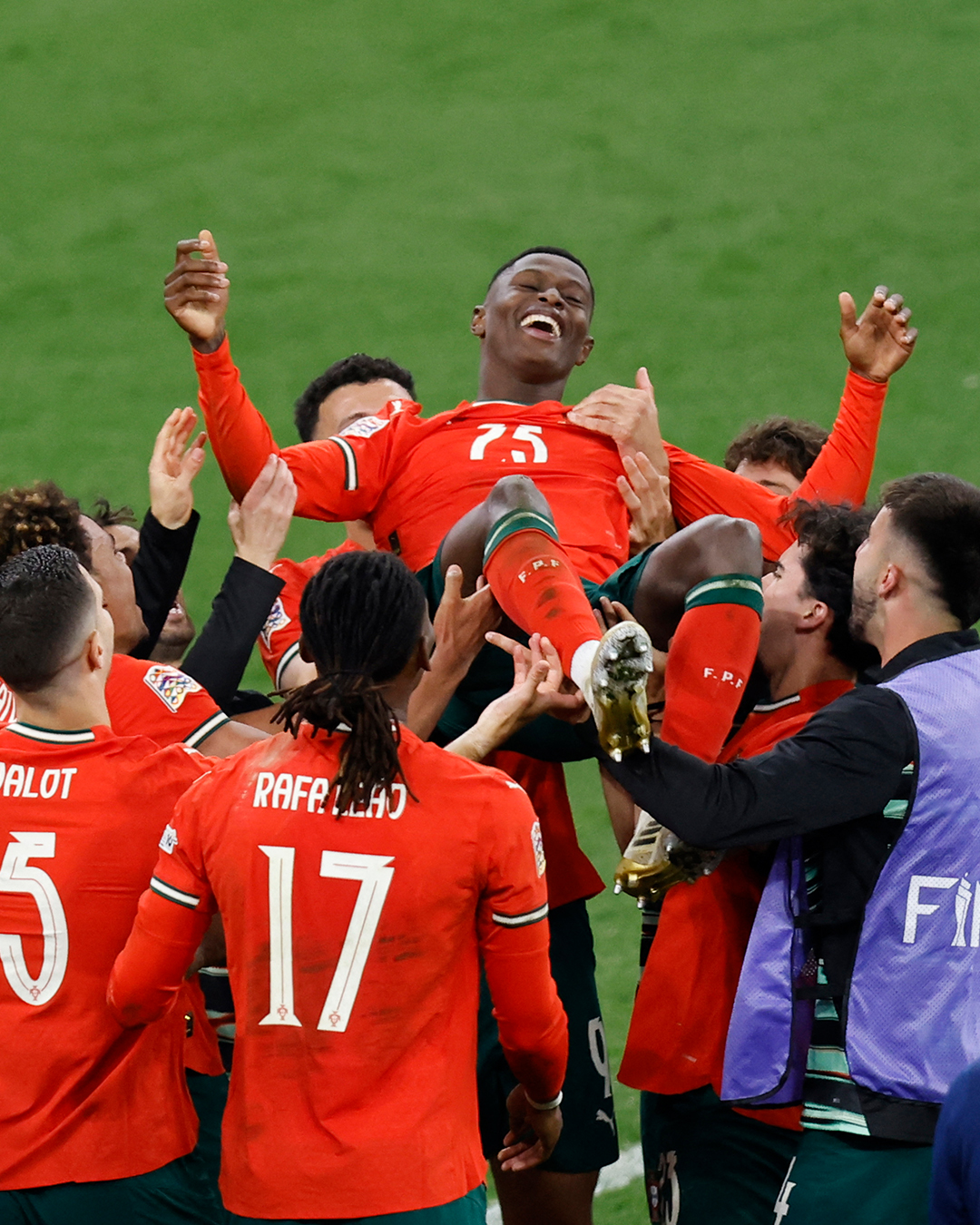 img_2579 نونو مندس