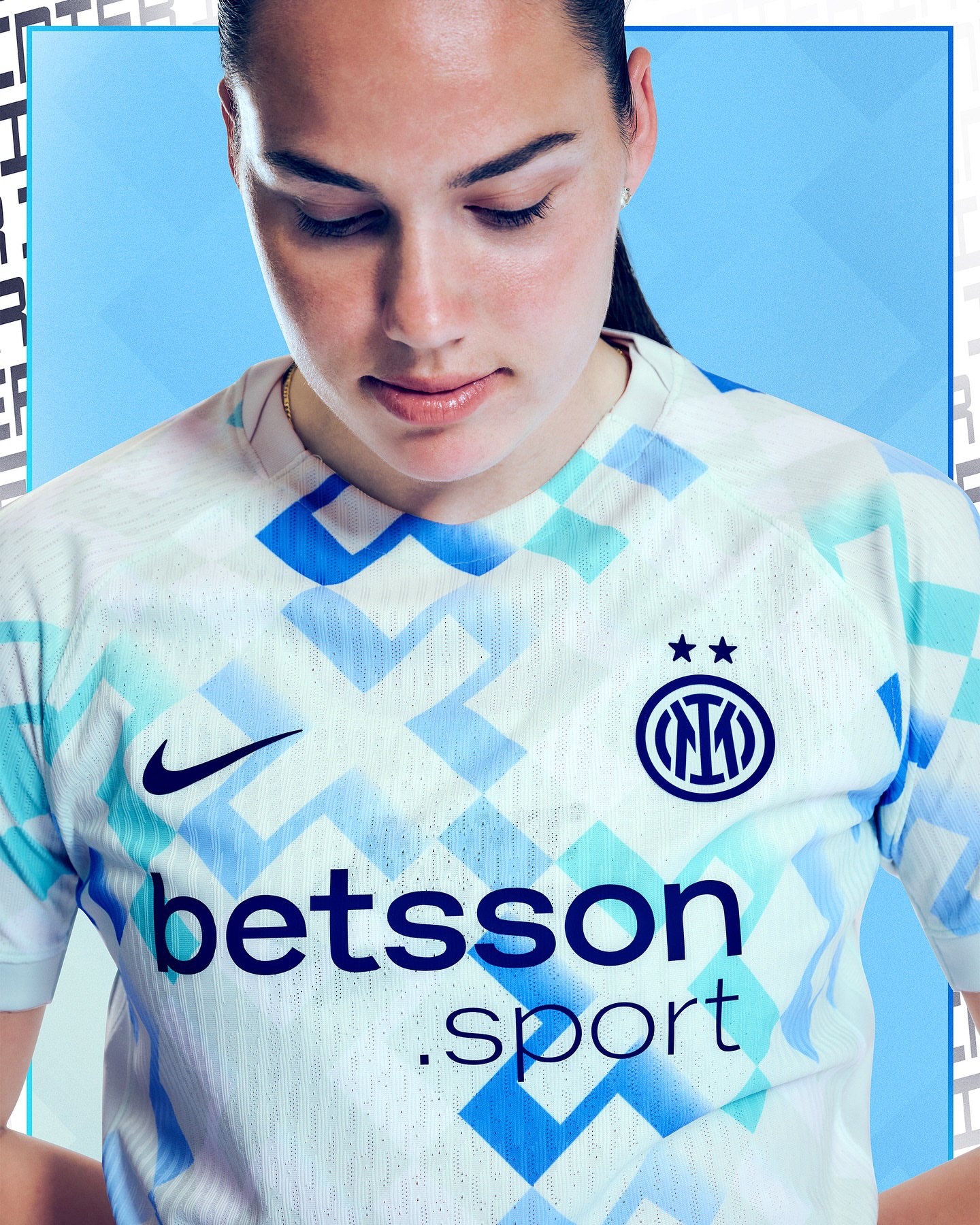 رونمایی از پیراهن دوم اینتر برای فصل 26-2025