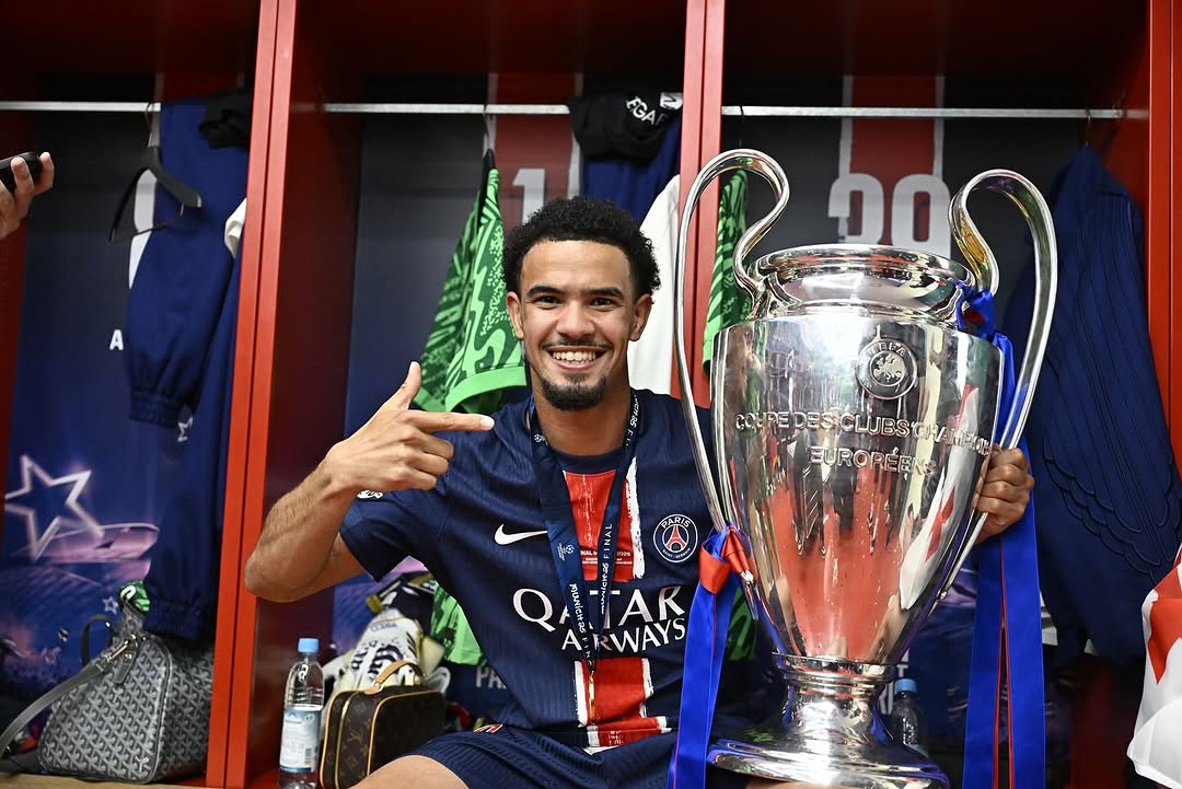 photo_2025-06-02_01-13-20 وارن زائر امری