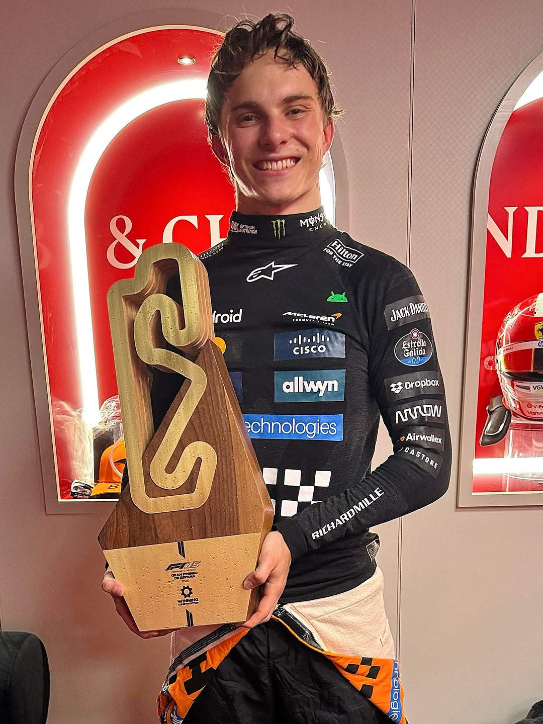 photo_2025-06-02_01-13-30 اسکار پیاستری