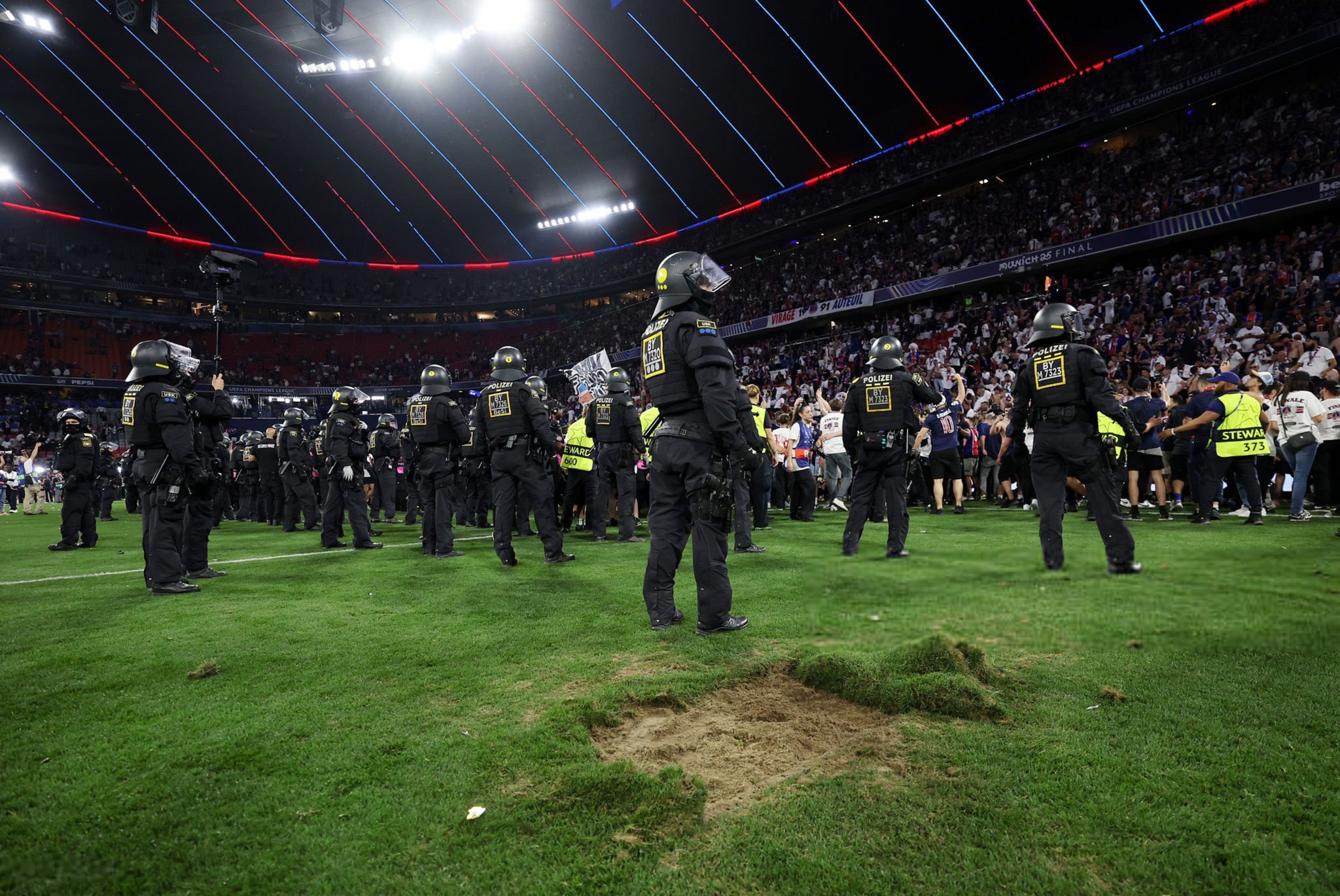 چمن آلیانتس آرنا - فینال لیگ قهرمانان اروپا