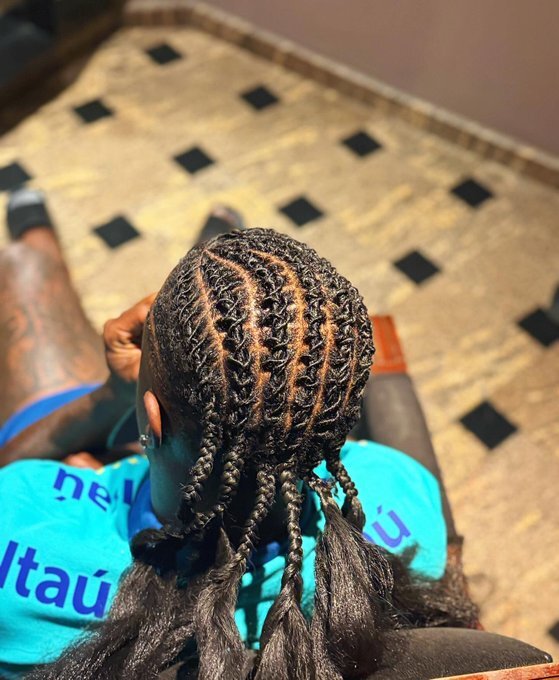 وینیسیوس جونیور و رونمایی از عجیب‌ترین مدل موی ممکن!