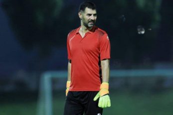 اشکان نامداری مربی دروازه بان های ذوب آهن شد