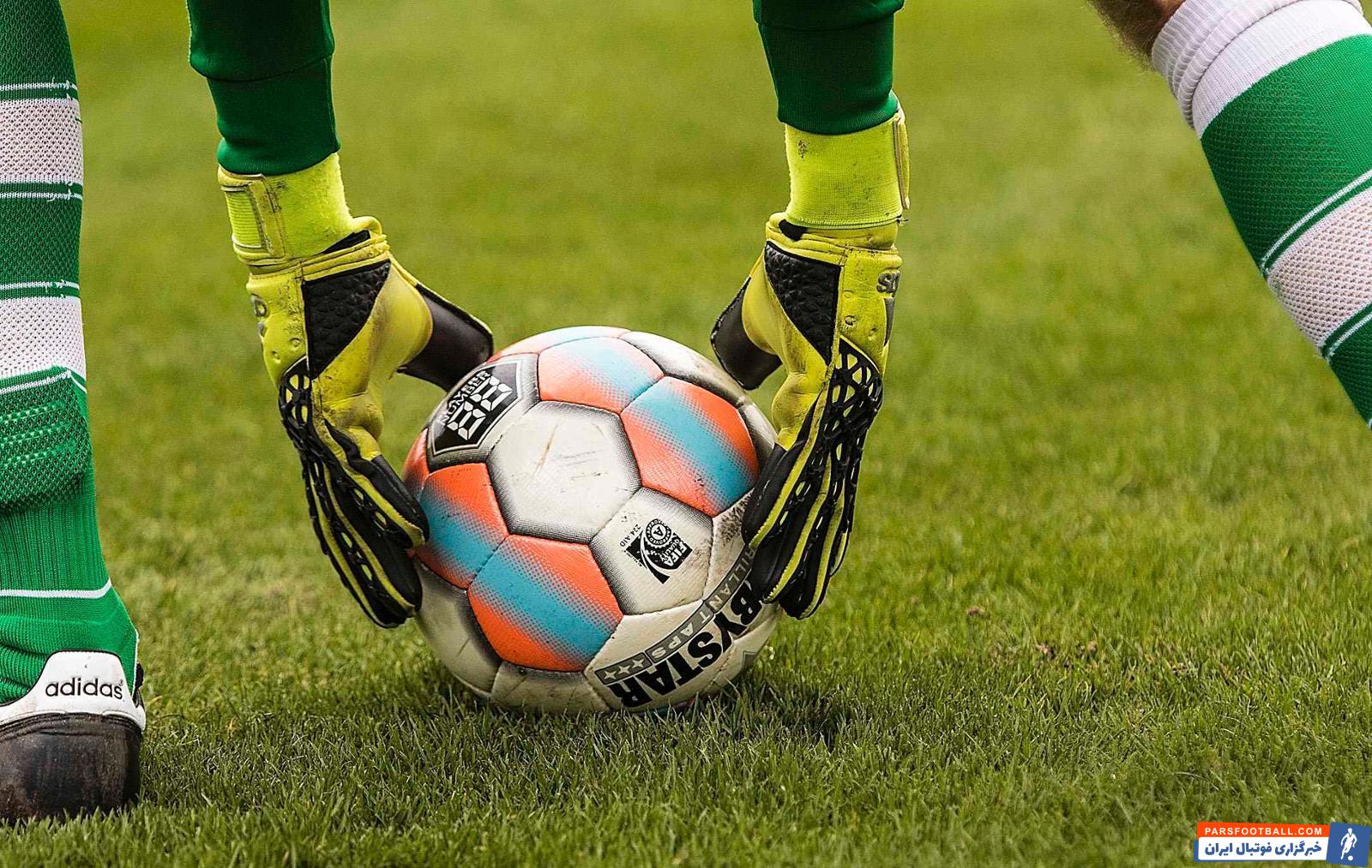 قانون جدید لیگ برتر ؛ نگه داشتن توپ بیش از 8 ثانیه = کرنر برای حریف