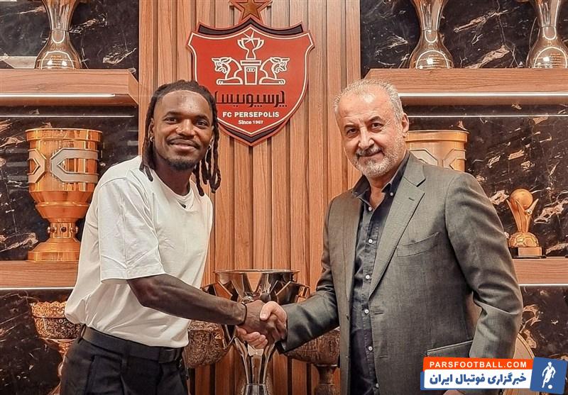 تیوی بیفوما : به ایران برمی‌ گردم اما زمانش را نمی‌ دانم