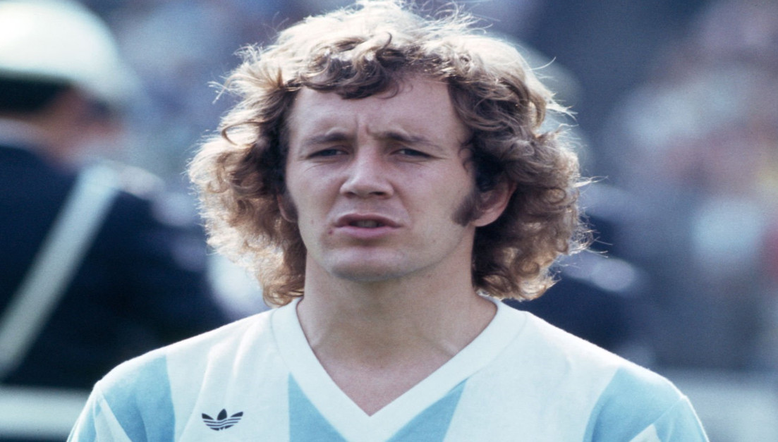 2025-07-07_004611-1 کارلوس بابینگتون