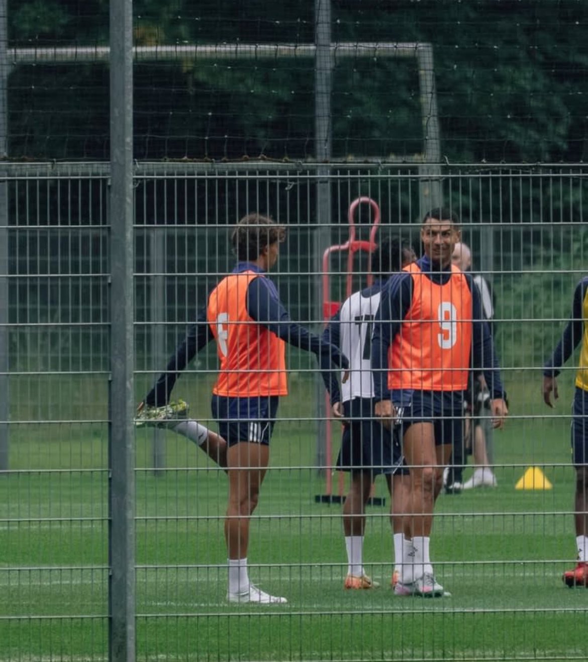 عکس از ژائو فلیکس و کریستیانو رونالدو در تمرینات النصر