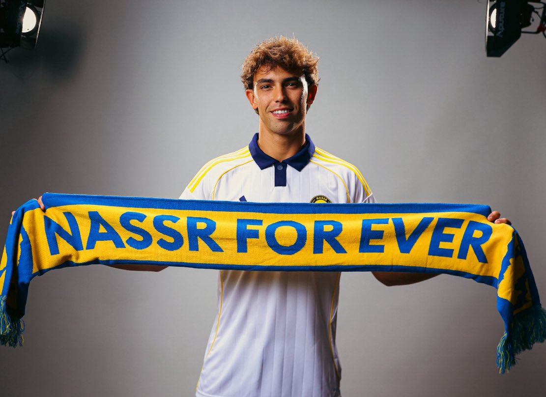 عکس از ژائو فلیکس در لباس النصر و شال گردن النصر