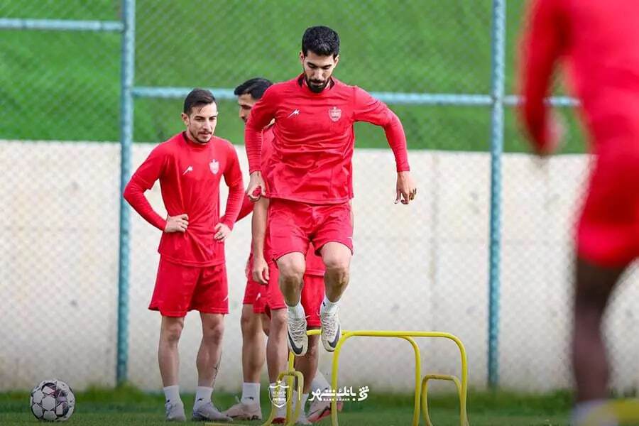 محمد عمری راهی اردوی سرخپوشان می‌شود