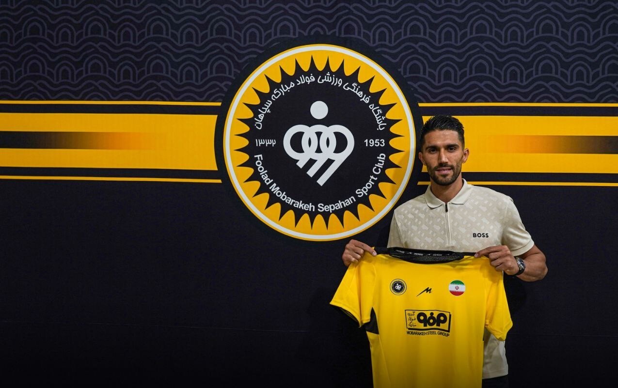 سیدحسین حسینی؛ وفادار ۱۳ ساله/ فوتبالیست خوب، بازیگر بد و دروازهبان قدر ندیده! سیدحسین حسینی؛ وفادار ۱۳ ساله/ فوتبالیست خوب، بازیگر بد و دروازهبان قدر ندیده!