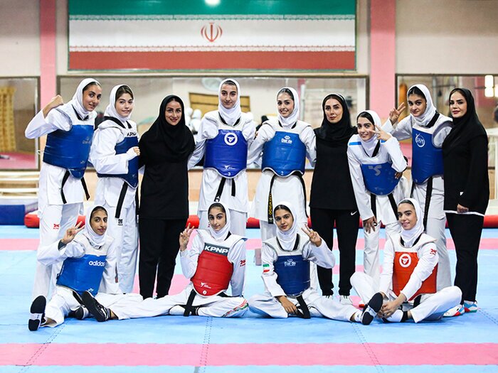 دختران نوجوانان تکواندو ایران